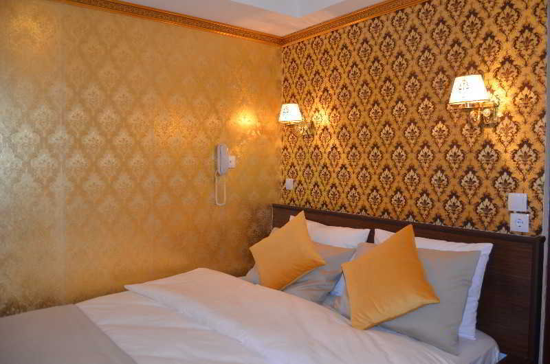 The Gala Palace Suits Kars Eksteriør billede