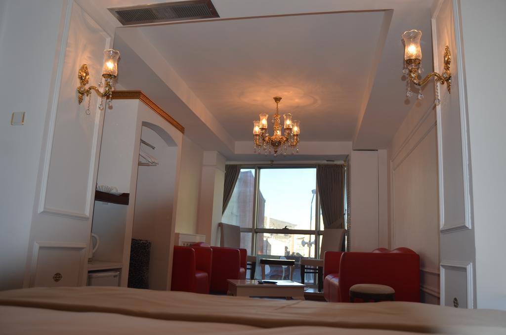 The Gala Palace Suits Kars Værelse billede